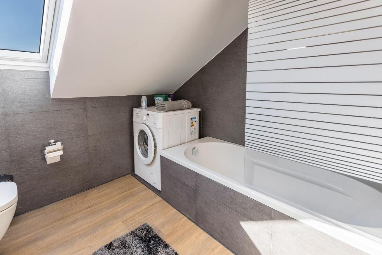 Zeichner Apartamento Geisingen Exterior foto
